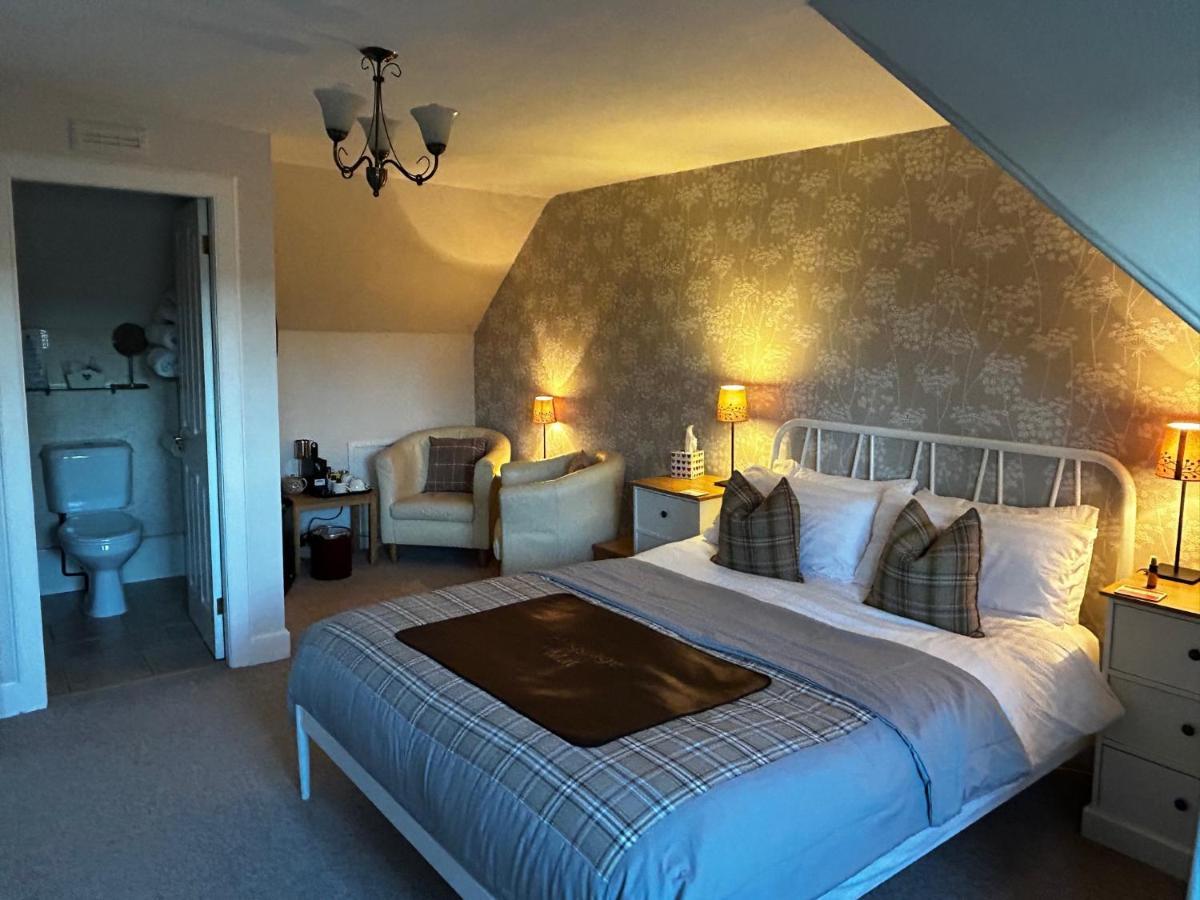 Hotel Westcot Callander Esterno foto